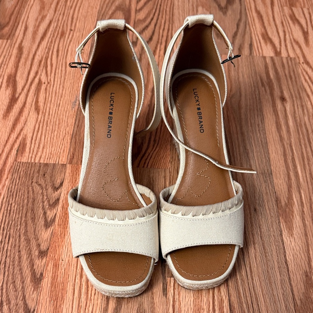 Lucky Brand Women's Tan Espadrilles